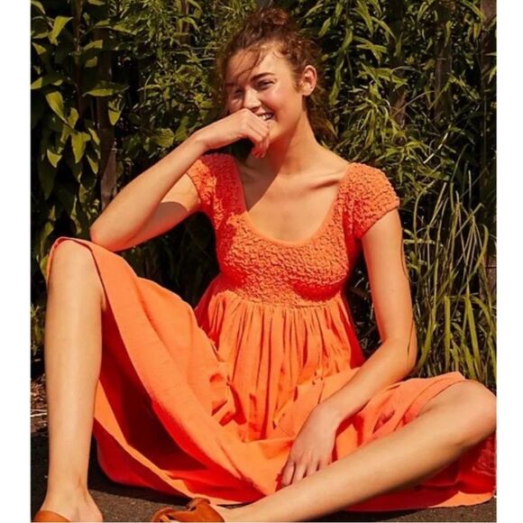 Free People All Eyes On You Smocked Midi Vibrant Orange Dress L - Picture 1 of 10